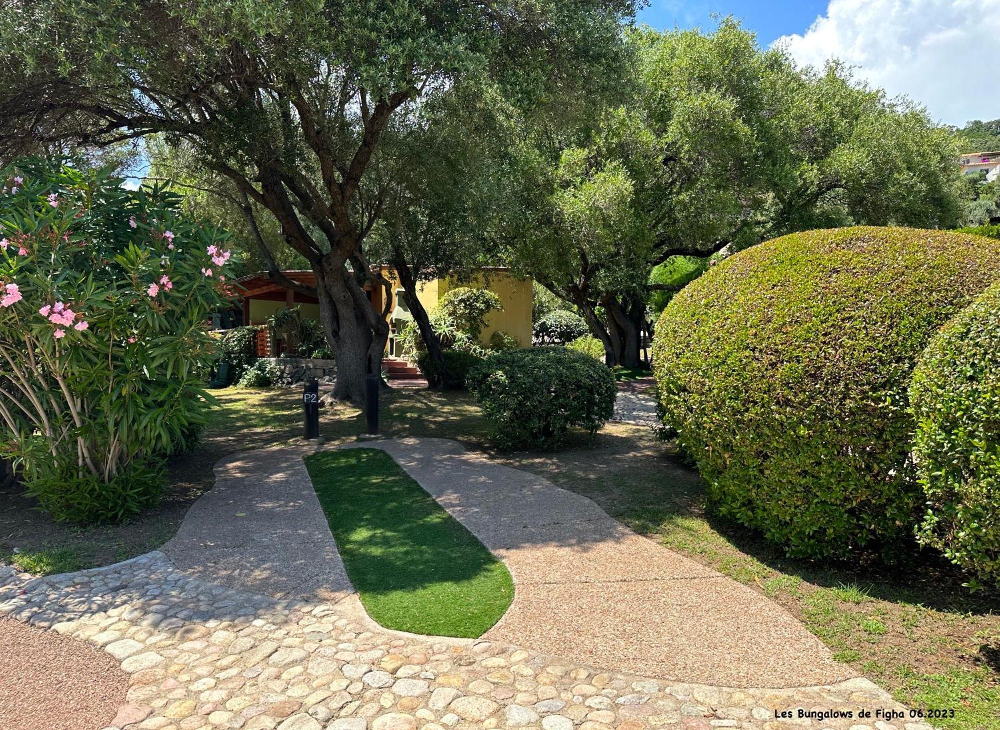 Les Bungalows De Figha Tarcu Exterior photo